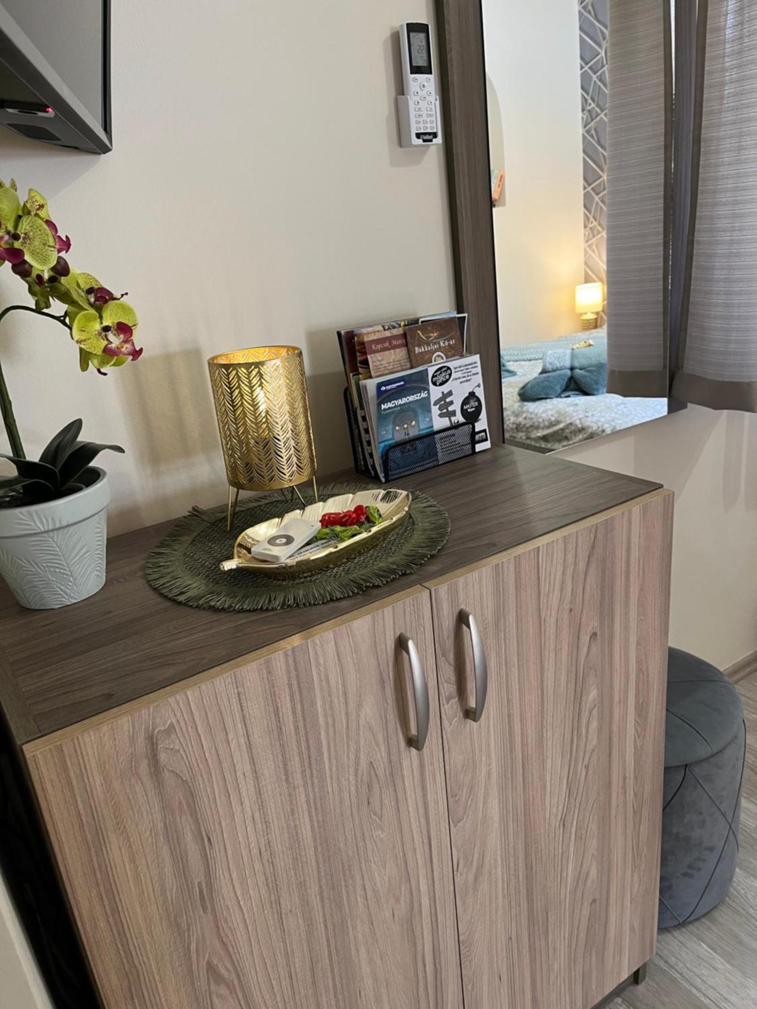 Oreo Apartman Eger Exterior photo
